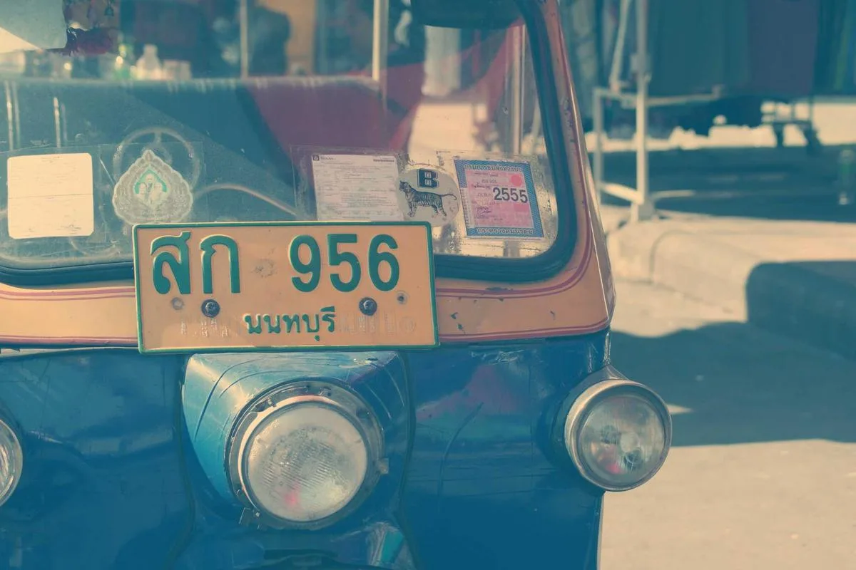 อาคารพาณิชย์ 3 ชั้น ใกล้แยก เหมาะร้านอาหาร