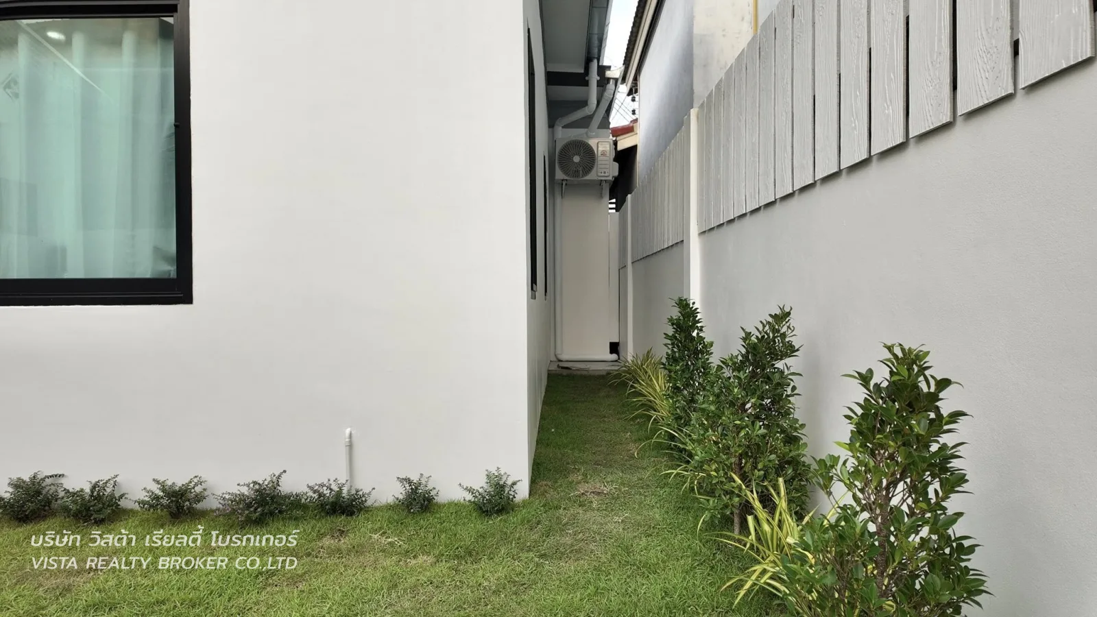 บ้านเดี่ยว 1 ชั้น หมู่บ้านพบสุข ทำใหม่ทั้งหลัง  มีสวนหลังบ้าน ซอยสยามคันทรีคลับ (ถนนพรประภานิมิตร 13) - 3