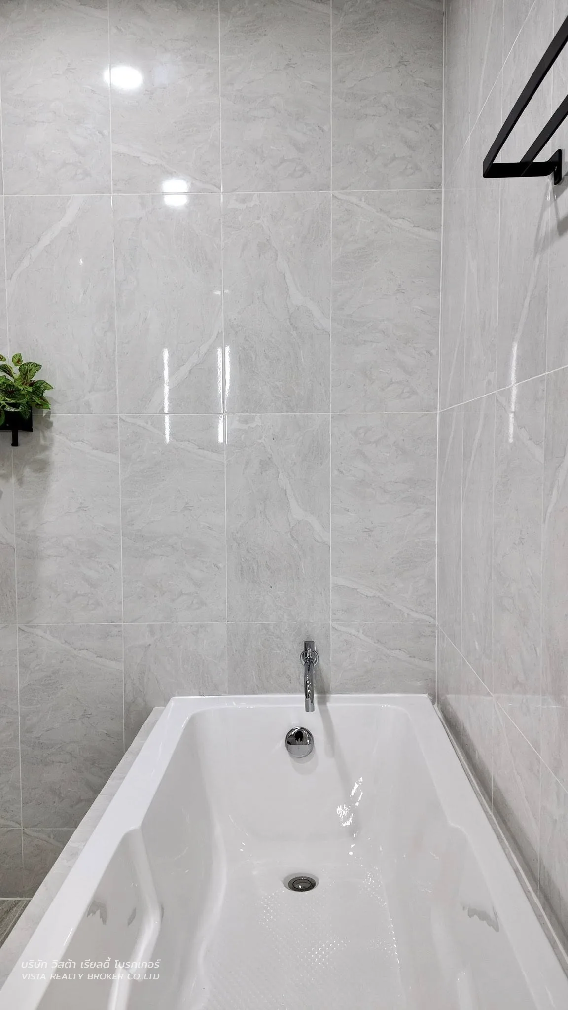 บ้านเดี่ยว 1 ชั้น หมู่บ้านพบสุข ทำใหม่ทั้งหลัง  มีสวนหลังบ้าน ซอยสยามคันทรีคลับ (ถนนพรประภานิมิตร 13) - 11