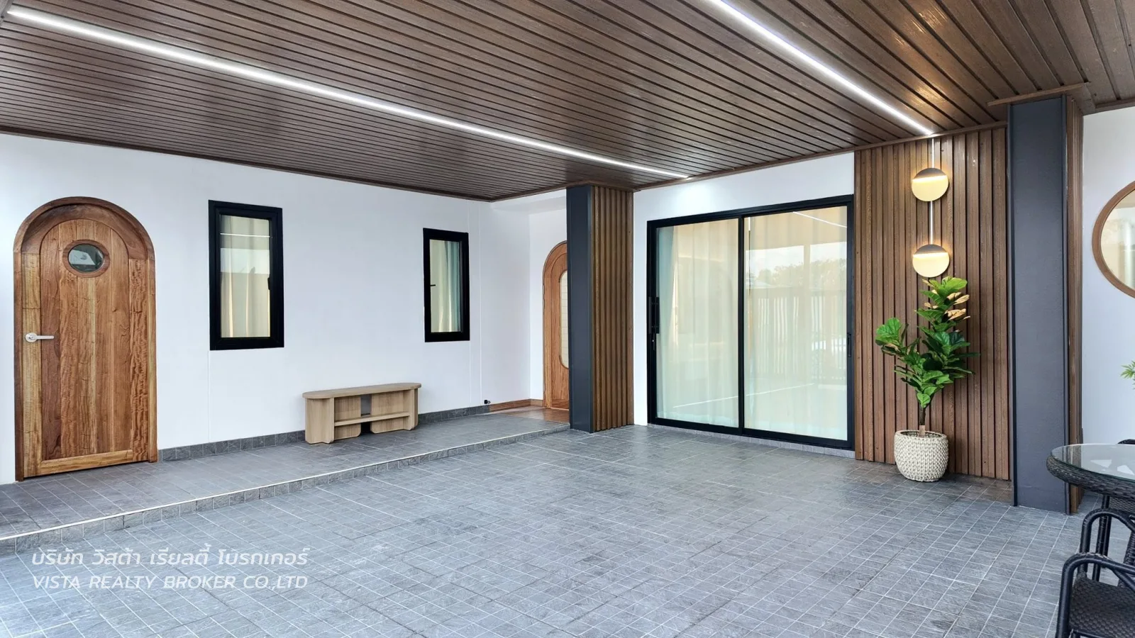 บ้านเดี่ยว 1 ชั้น หมู่บ้านพบสุข ทำใหม่ทั้งหลัง  มีสวนหลังบ้าน ซอยสยามคันทรีคลับ (ถนนพรประภานิมิตร 13) - 14