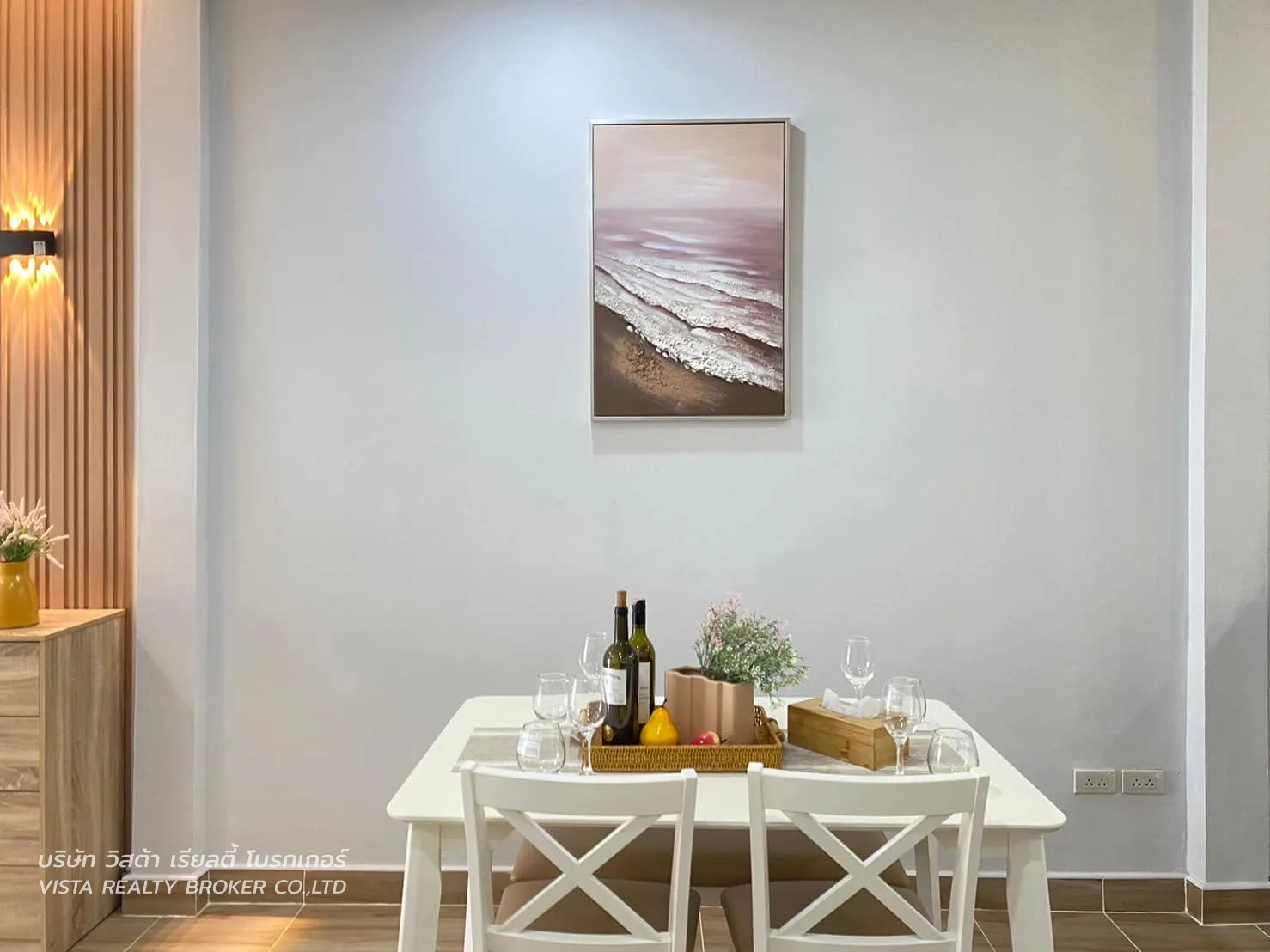 ทาวน์เฮ้าส์หลังใหญ่ เงียบสงบดีมาก หมู่บ้านรวิพรวิลเลจ2 ซอยเขาน้อย พัทยา - 2