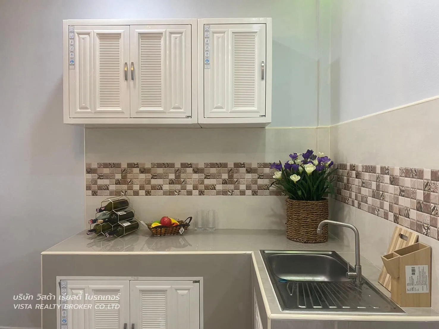 ทาวน์เฮ้าส์หลังใหญ่ เงียบสงบดีมาก หมู่บ้านรวิพรวิลเลจ2 ซอยเขาน้อย พัทยา - 7