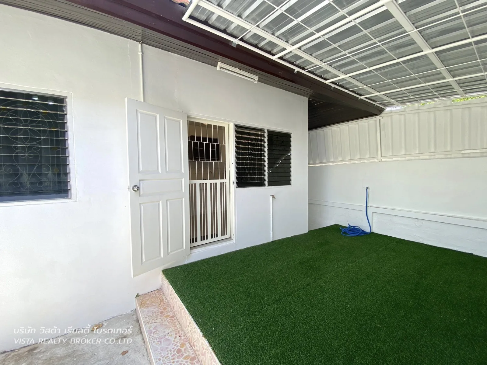 บ้านเดี่ยวหลังใหญ่ วิวภูเขา มีพื้นที่สวน บ้านบ่อนไก่ สัตหีบ - 2