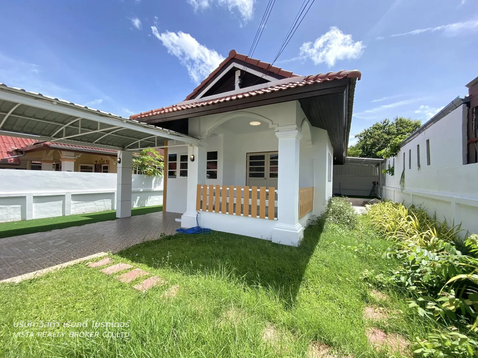 บ้านเดี่ยวหลังใหญ่ วิวภูเขา มีพื้นที่สวน บ้านบ่อนไก่ สัตหีบ