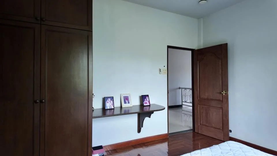 บ้านเดี่ยวหลังมุม หลังใหญ่มาก หมู่บ้านเอกมงคล 2 (ซอยชัยพฤกษ์  ฝั่งทะเล จอมเทียน) - 2